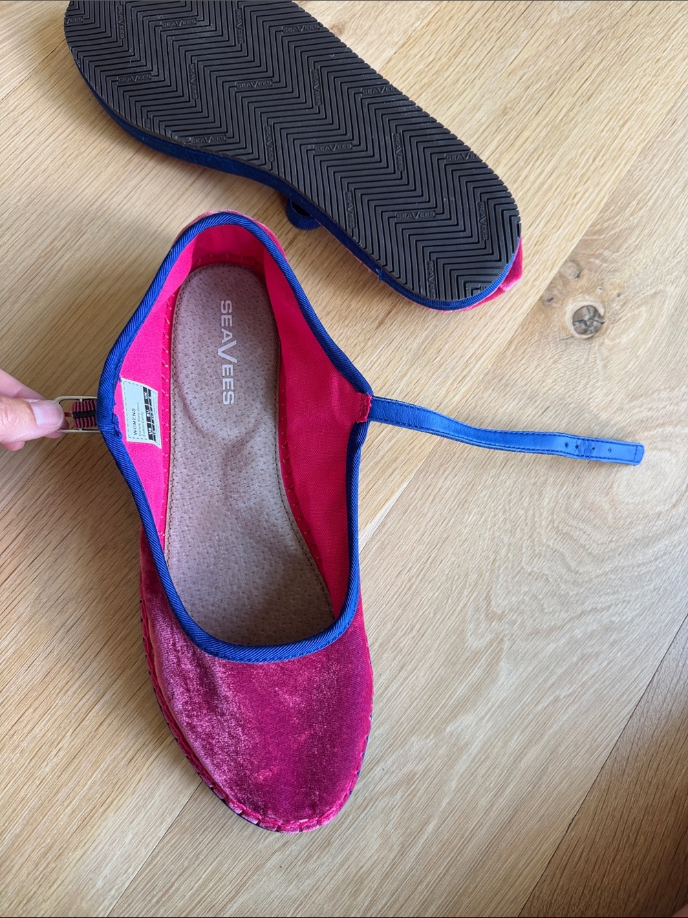 Carlyle Pink Velvet Mary Jane Flats with Navy Trim - cotton candy size 10 - Picture 9 of 11